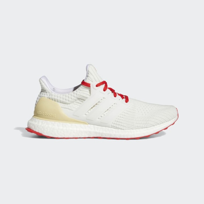 Ultra boost 4.0 red and clearance white